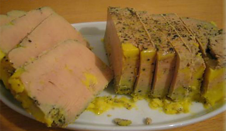 Foie gras mi-cuit en terrine