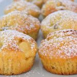 Muffins aux pommes et aux raisins secs au parfum irrésistible