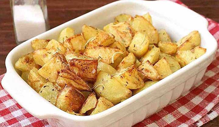 Pommes de terre cuites au four croquantes et parfaites
