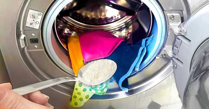 Le bicarbonate de soude peut résoudre ces 3 problèmes de lavage en machine en un rien de temps