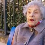 A 101 ans, elle continue à faire ses courses à pied, son village lui installe un banc pour se reposer
